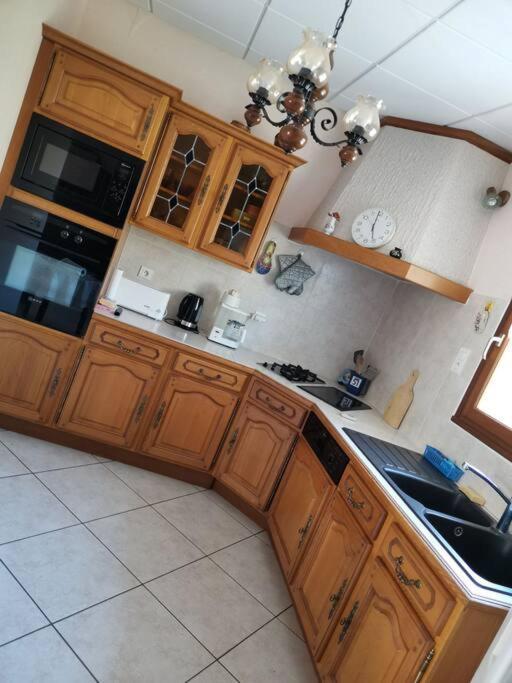Villa Maison De Campagne Avec Lac Prive à Saint-Côme-dʼOlt Extérieur photo